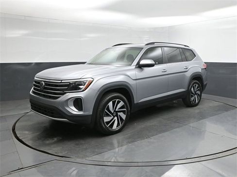 New 2026 Volkswagen Atlas SE image 1