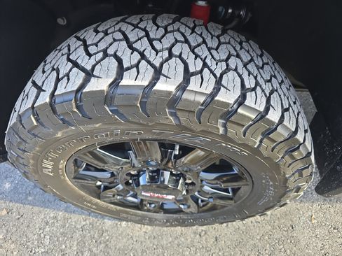 New 2026 GMC Sierra 2500 AT4 w/ Technology Package image 11