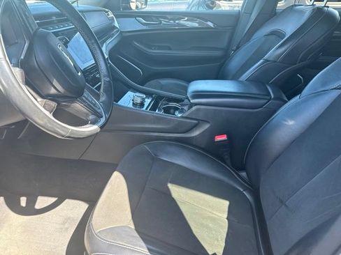 Used 2021 Jeep Grand Cherokee L Laredo AWD/4WD image 6