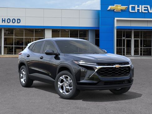 New 2026 Chevrolet Trax LS w/ LS Convenience Package FWD image 7