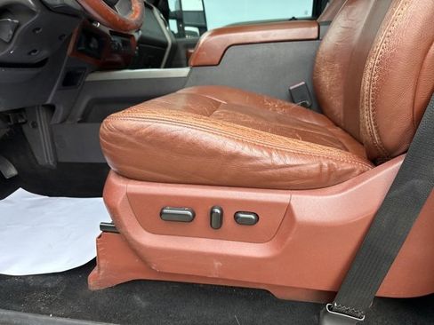 Used 2012 Ford F350 King Ranch w/ King Ranch w/Chrome Pkg image 28