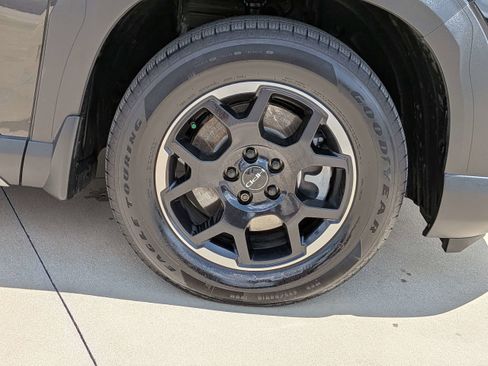Certified 2025 Honda Pilot EX-L image 14