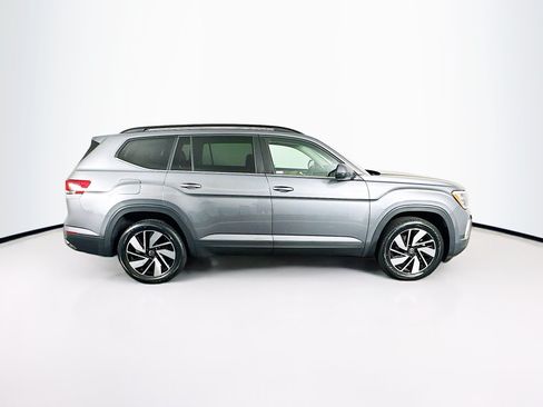 Used 2025 Volkswagen Atlas SE FWD image 10