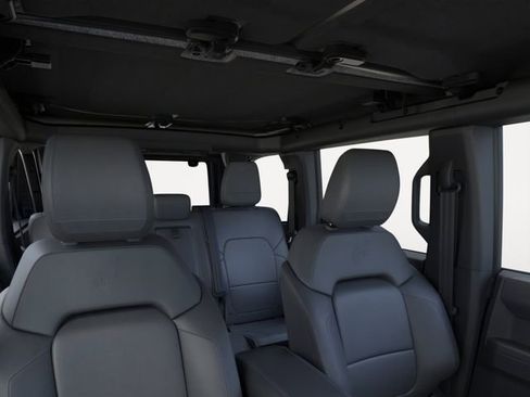 New 2026 Ford Bronco Outer Banks AWD/4WD image 12