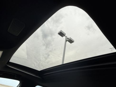 Certified 2024 Lexus ES 350 F Sport w/ Accessory Package (Z2) image 20