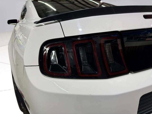 Used 2013 Ford Mustang Boss 302 w/ Boss 302 Accessory Pkg RWD image 14