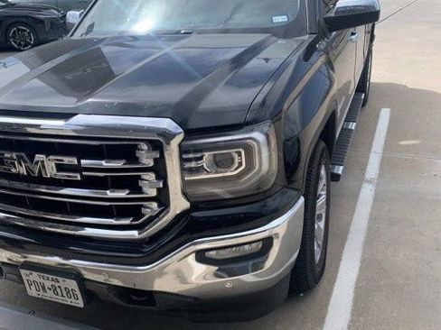 Used 2018 GMC Sierra 1500 SLT image 1