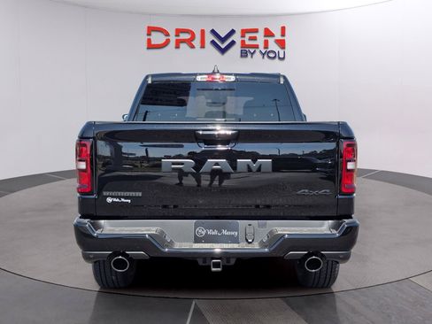 New 2026 RAM 1500 Big Horn AWD/4WD image 4