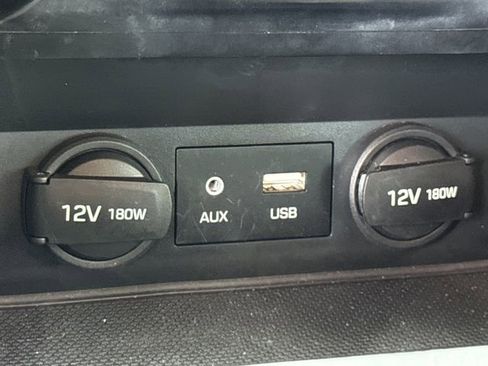 Used 2017 Hyundai Elantra SE FWD image 29