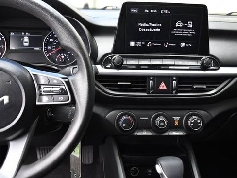 Used 2024 Kia Forte LXS image 11