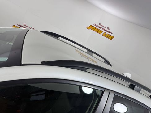 Used 2020 Subaru Crosstrek 2.0i Premium image 13