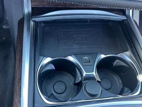 Used 2021 BMW 740i w/ M Sport Package image 20