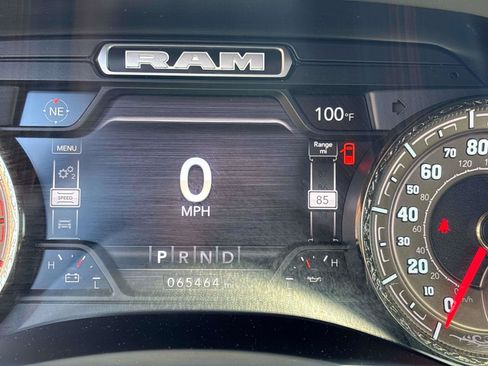 Used 2022 RAM 2500 Limited AWD/4WD image 17
