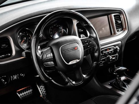 Used 2021 Dodge Charger R/T w/ Blacktop Package image 12