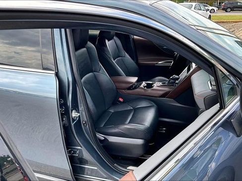 Used 2023 Toyota Venza XLE AWD/4WD image 26