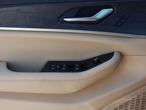 New 2025 Jeep Grand Cherokee Limited w/ Luxury Tech Group II image 24