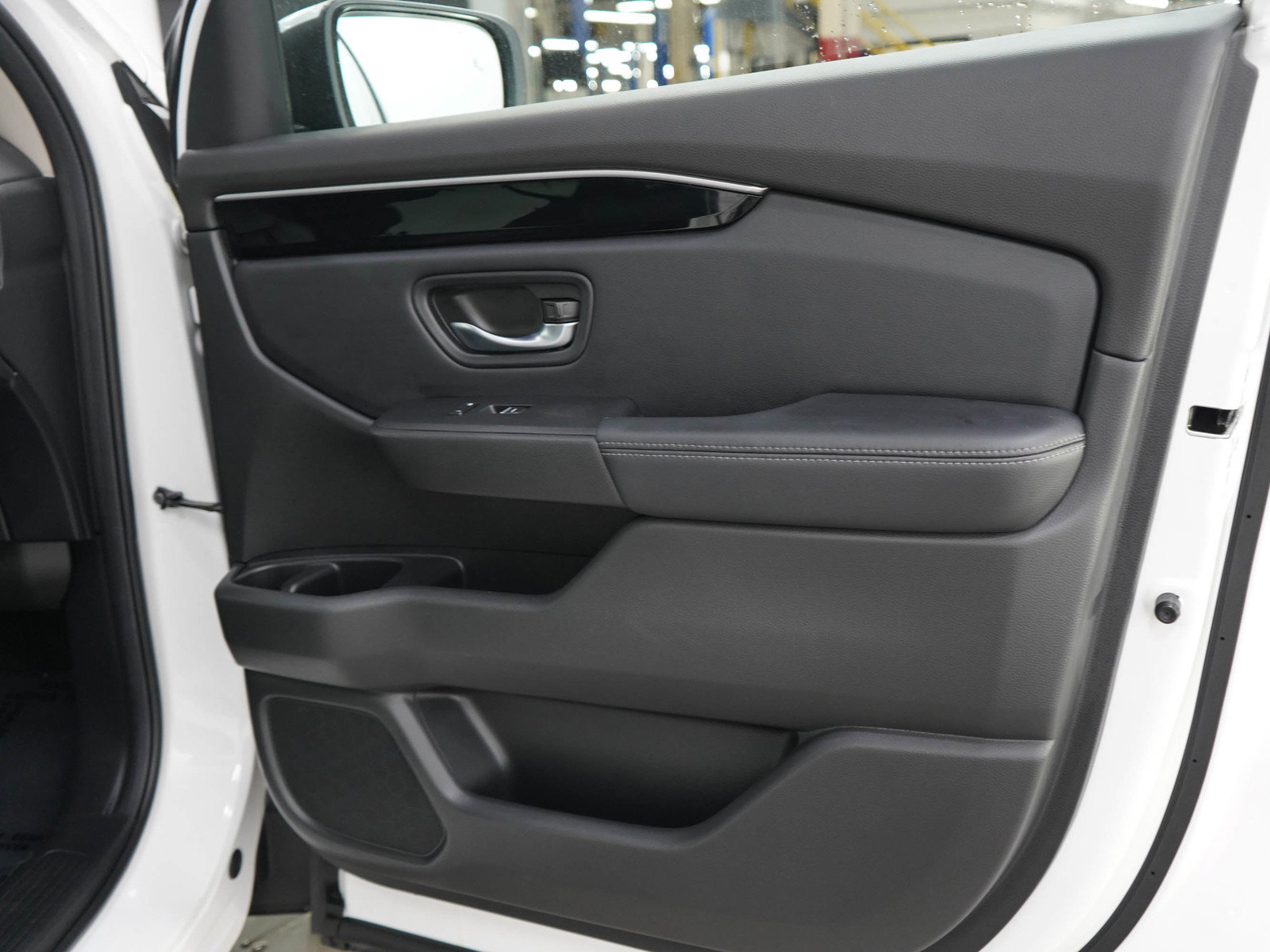 Used 2024 Honda Pilot Touring image 10