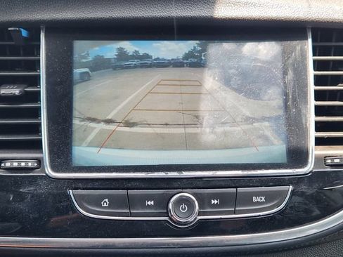 Used 2020 Buick Encore Essence FWD image 15