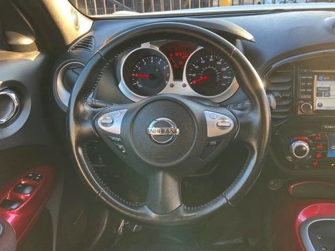 Used 2015 Nissan Juke SL image 11
