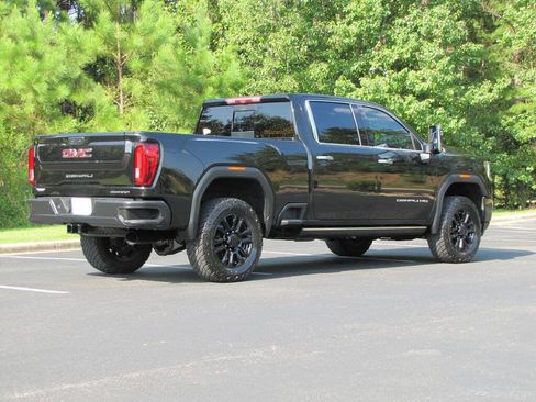 Used 2023 GMC Sierra 3500 Denali w/ Denali Black Diamond Edition AWD/4WD image 6