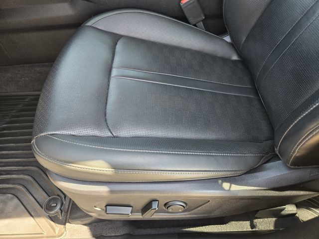Used 2024 Kia Sorento SX AWD/4WD image 23