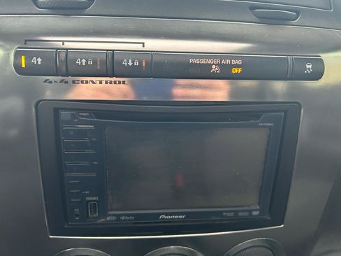 Used 2007 HUMMER H3 Adventure image 21