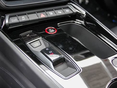 Used 2025 Audi RS e-tron GT performance AWD/4WD image 16