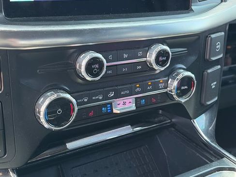 Used 2023 Ford F150 Lariat w/ Equipment Group 502A High AWD/4WD image 23