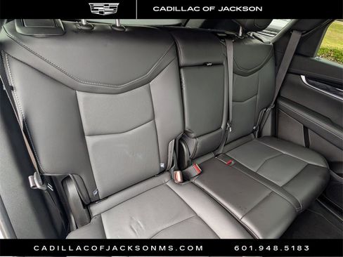 Used 2025 Cadillac XT5 Premium Luxury image 23