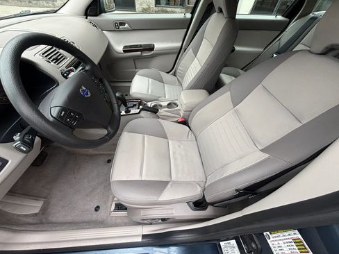 Used 2006 Volvo V50 2.4i image 18