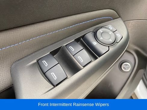 Used 2024 Buick Envista Sport Touring w/ Convenience I Package FWD image 17