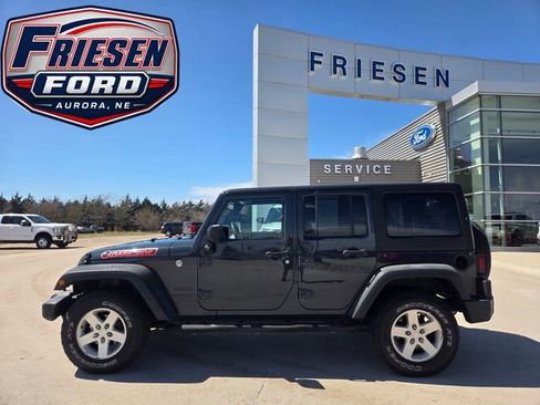 Used 2016 Jeep Wrangler Unlimited Sport w/ Quick Order Package 24S AWD/4WD image 4