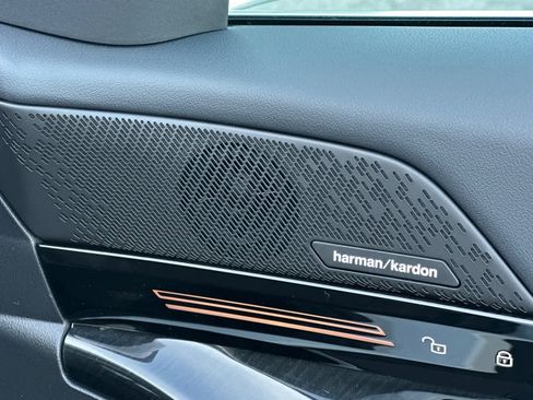 New 2026 BMW 530i w/ Premium Package RWD image 20