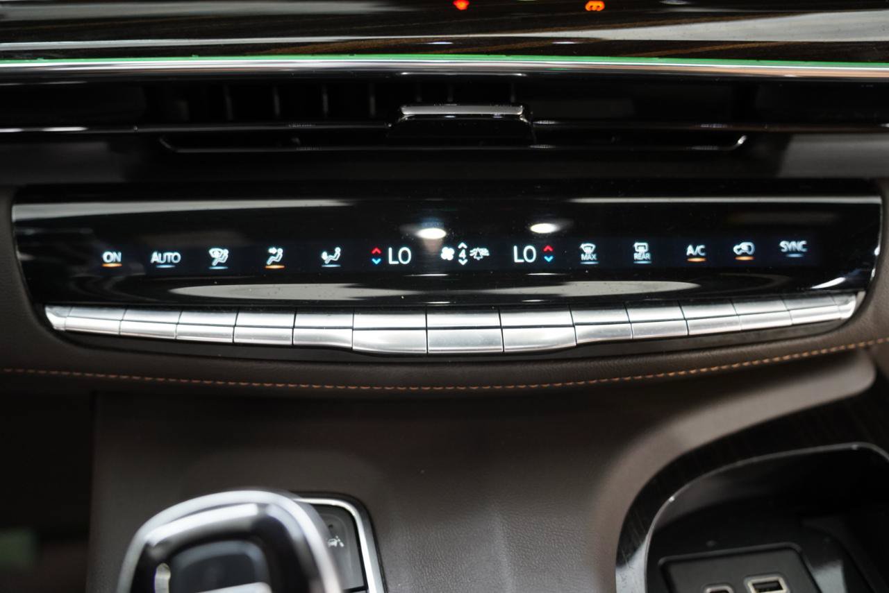 Used 2021 Cadillac Escalade ESV Premium Luxury AWD/4WD image 20