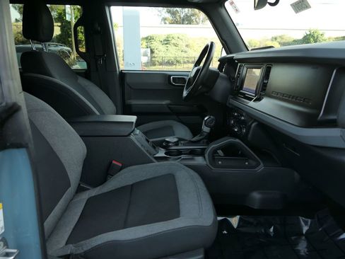 Used 2022 Ford Bronco Big Bend w/ Sasquatch Package image 29