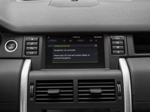 Used 2016 Land Rover Discovery Sport SE AWD/4WD image 10