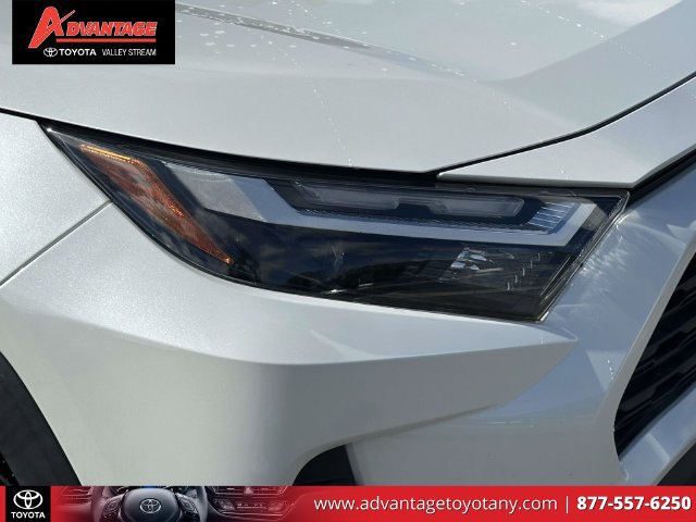 Used 2023 Toyota RAV4 XLE Premium AWD/4WD image 12
