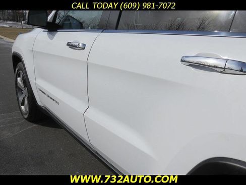 Used 2015 Jeep Grand Cherokee Limited w/ Trailer Tow Group IV image 29