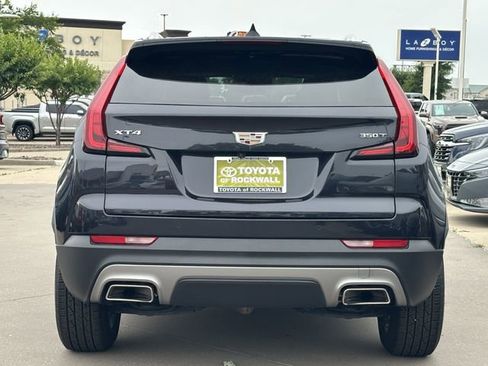 Used 2023 Cadillac XT4 Premium Luxury w/ Cold Weather Package FWD image 4