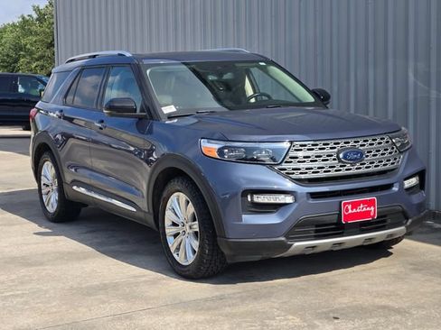 Used 2021 Ford Explorer Limited w/ Equipment Group 301A RWD image 3