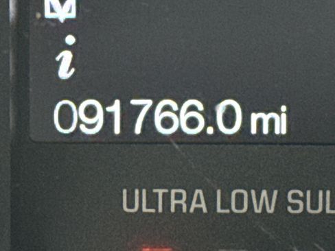 Used 2015 Ford F250 Lariat w/ Chrome Package image 26