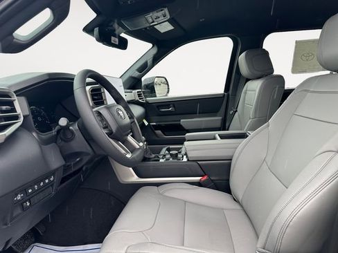 New 2026 Toyota Tundra Limited AWD/4WD image 9