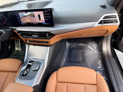 Used 2025 BMW M440i RWD image 18