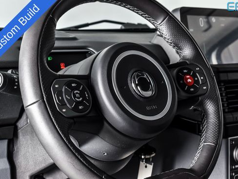 Used 2025 INEOS Grenadier AWD/4WD image 15