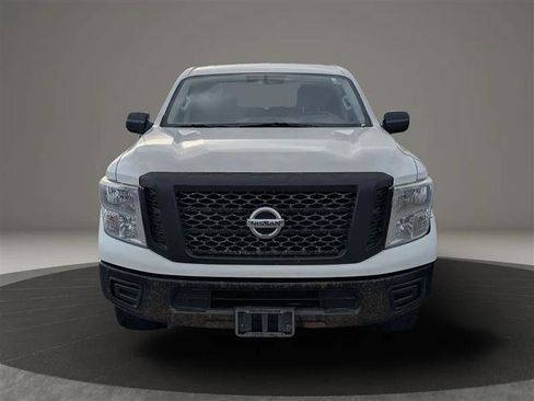Used 2017 Nissan Titan S image 1