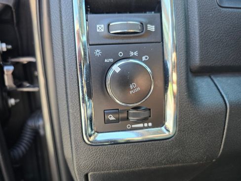 Used 2018 RAM 3500 Laramie AWD/4WD image 59