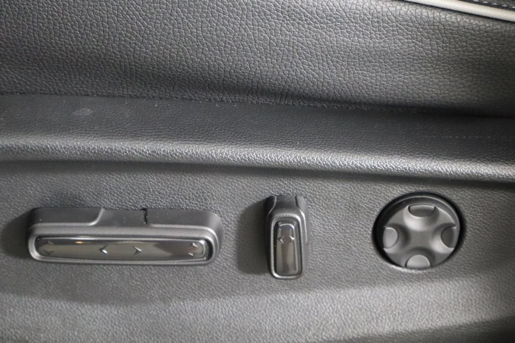 Used 2026 Honda Odyssey Elite image 23