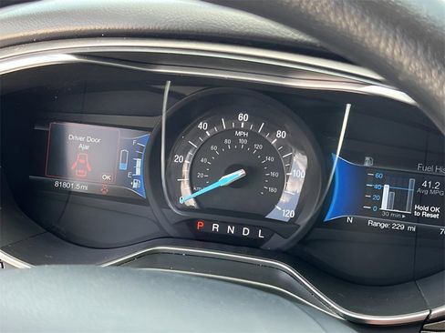 Used 2018 Ford Fusion SE image 26