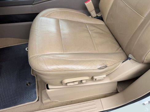 Used 2015 Nissan Armada Platinum image 22