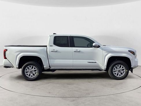 New 2026 Toyota Tacoma SR5 image 6